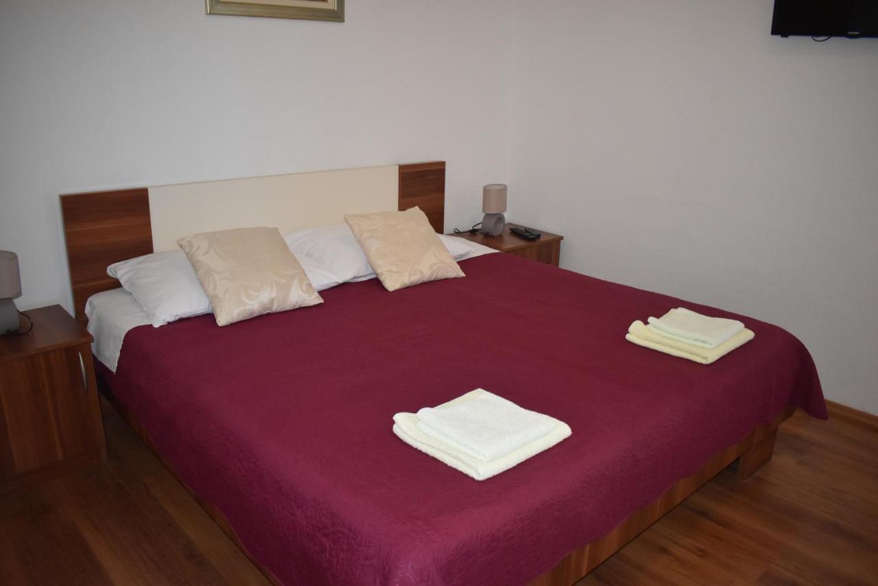 Apartmani Sekana Starigrad Paklenica Exteriér fotografie